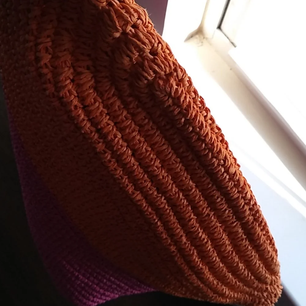 Gap pink‎ and orange crocheted bag